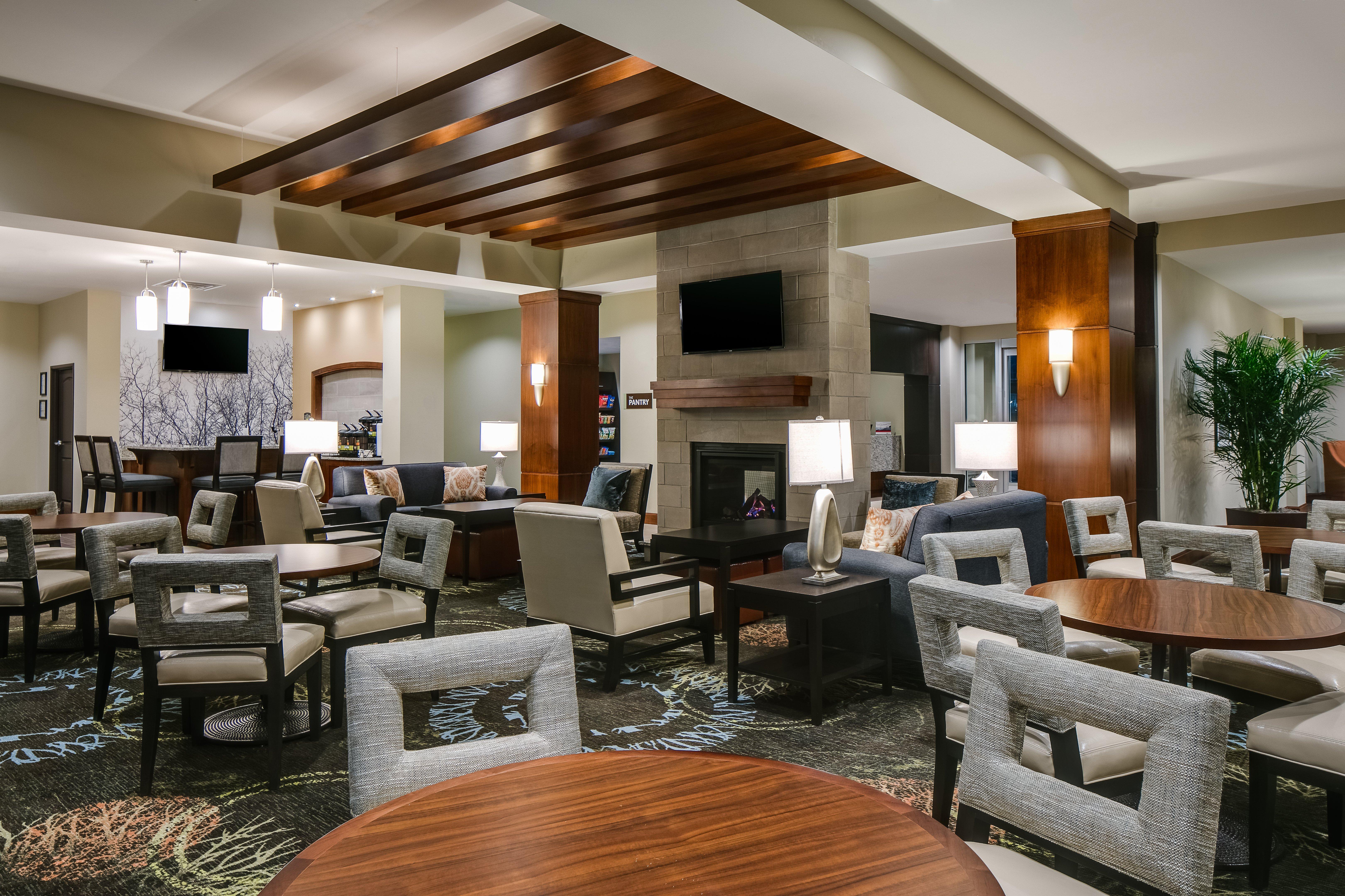 Staybridge Suites Des Moines Downtown By Ihg Eksteriør bilde