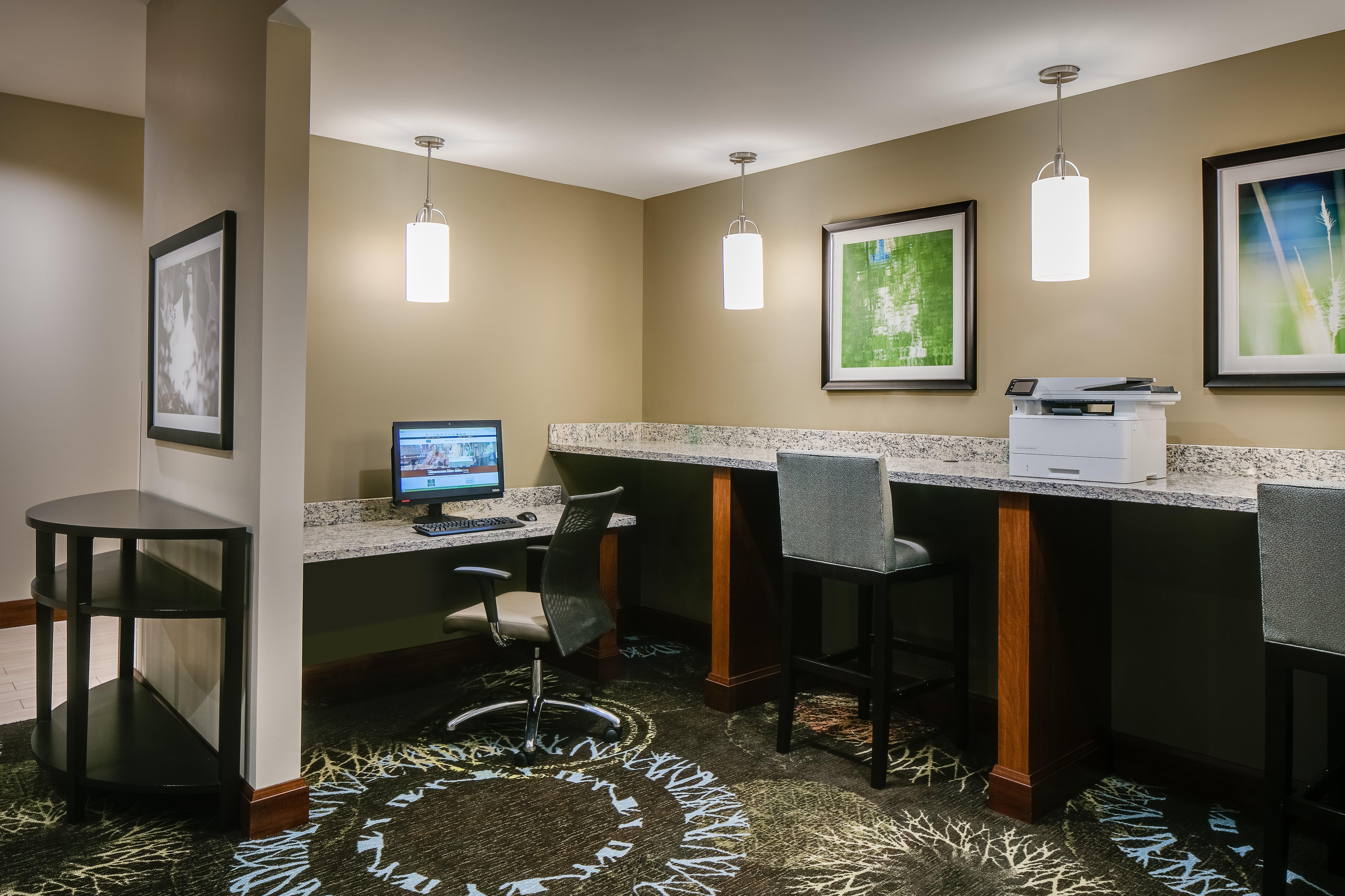 Staybridge Suites Des Moines Downtown By Ihg Eksteriør bilde