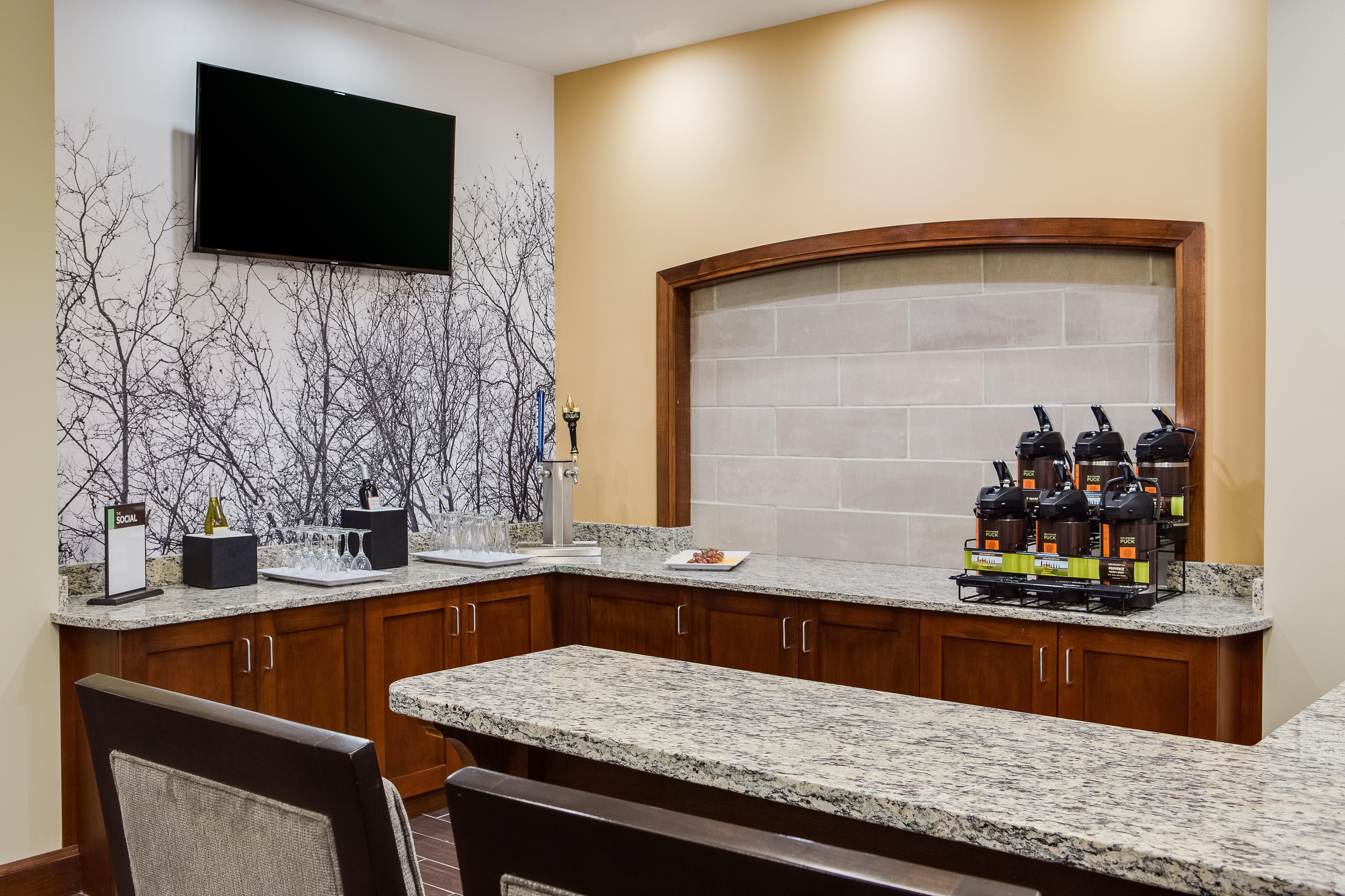 Staybridge Suites Des Moines Downtown By Ihg Eksteriør bilde