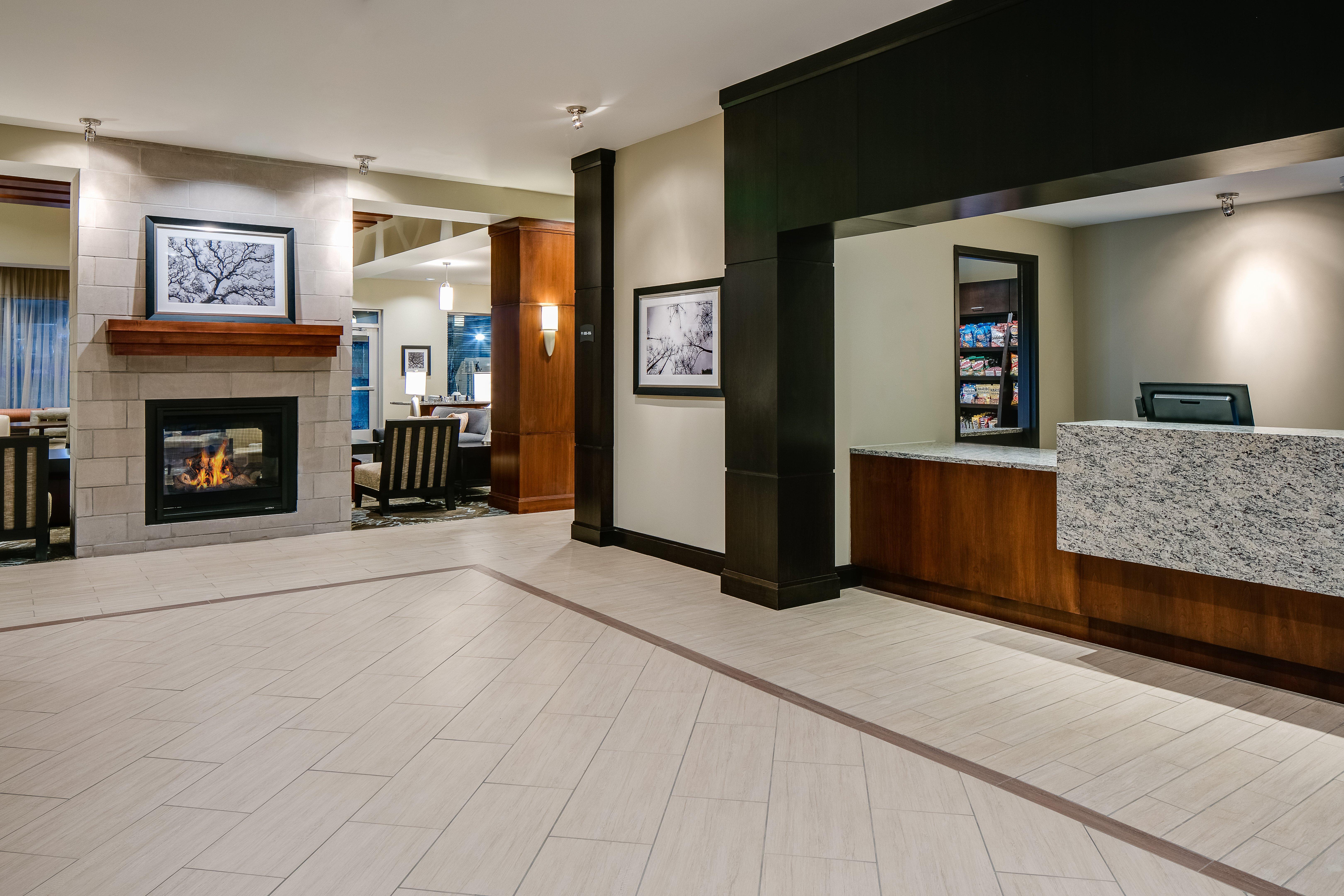 Staybridge Suites Des Moines Downtown By Ihg Eksteriør bilde