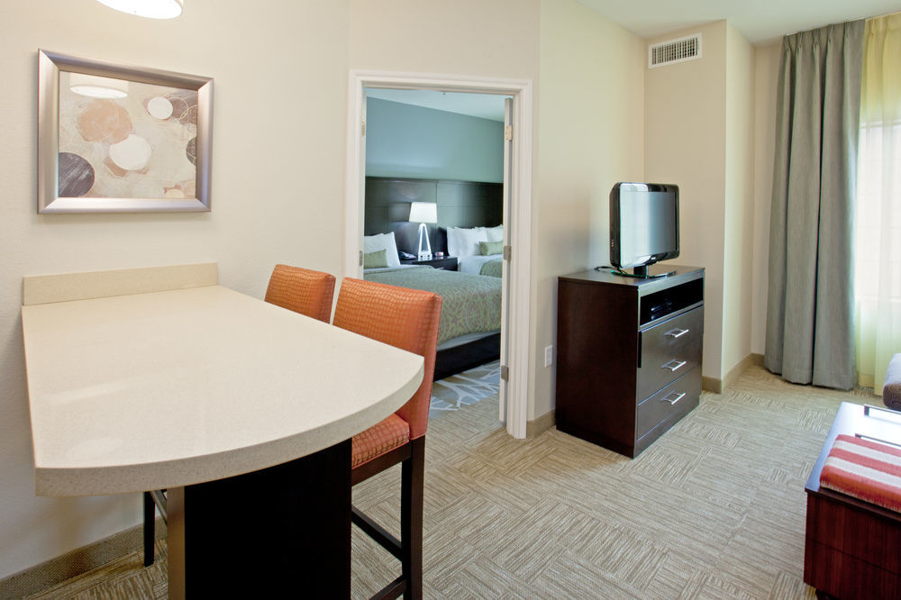 Staybridge Suites Des Moines Downtown By Ihg Eksteriør bilde