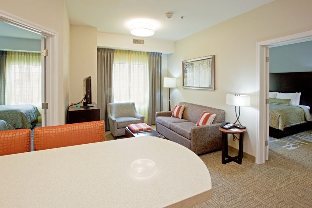 Staybridge Suites Des Moines Downtown By Ihg Eksteriør bilde